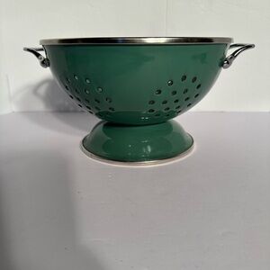 Hunter Green Enamel Colander Strainer Pedestal Footed Metal Retro Farmhouse 9"